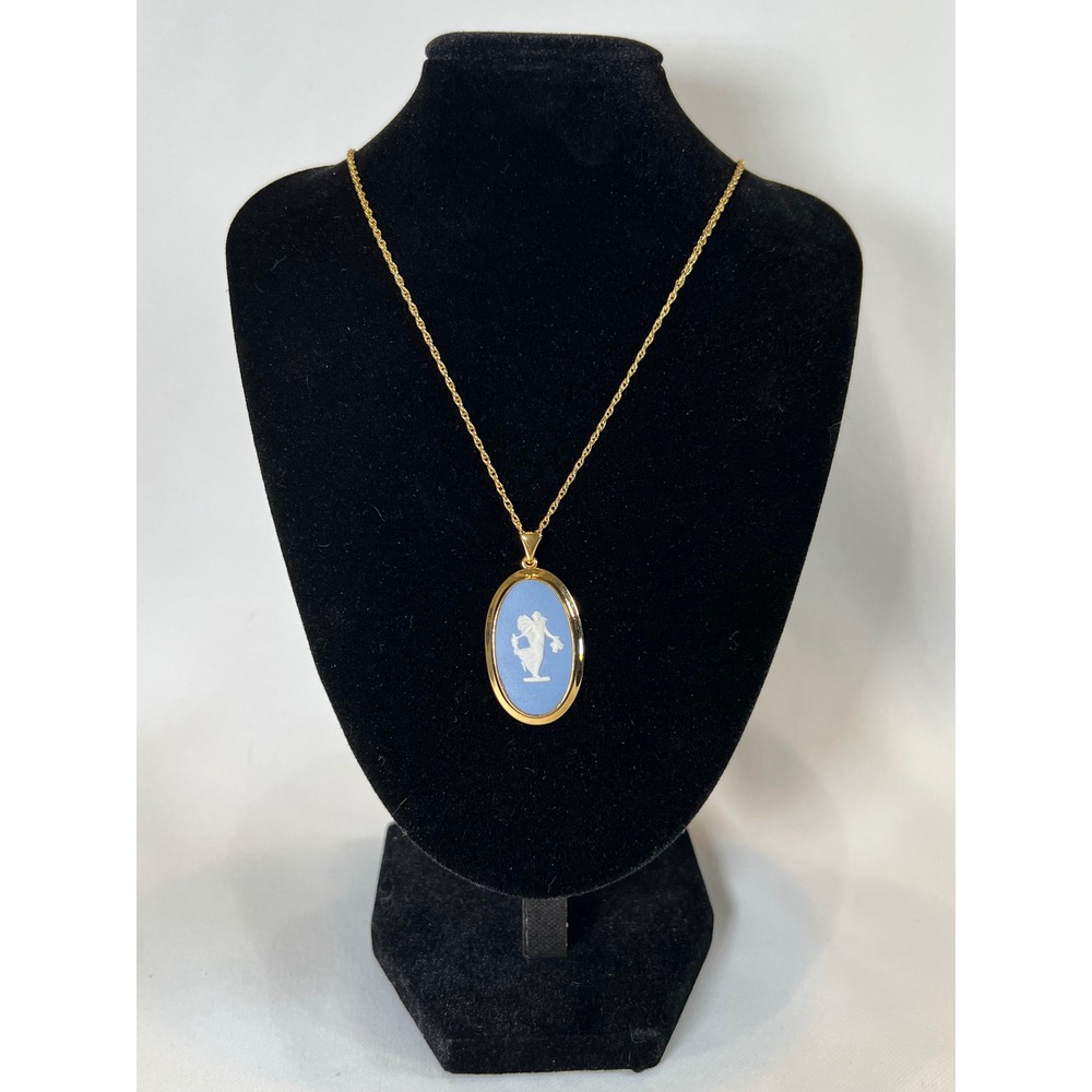 Wedgwood Jasperware Blue Cameo Pendant Necklace Gold Tone Made in England